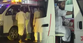 ‘মা জীবিত আছেন’—মেয়ের আহাজারিতে দাফনের ১২ ঘণ্টা পর কবর থেকে মরদেহ উত্তোলন